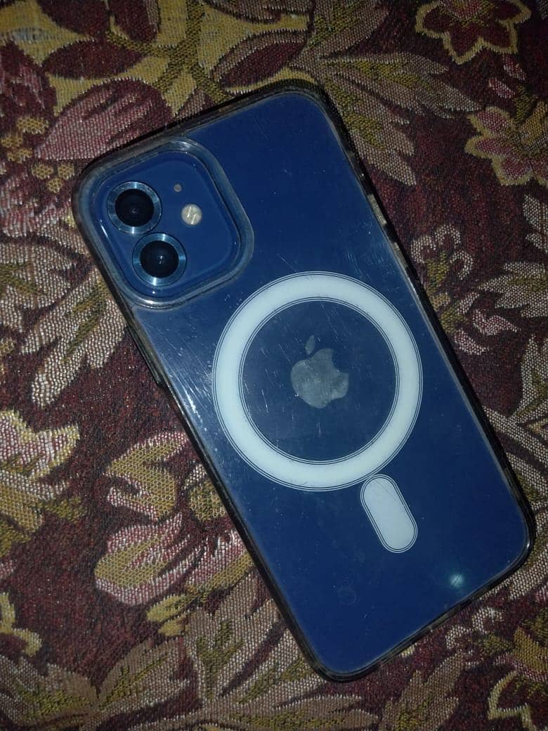 Apple iPhone 12 1