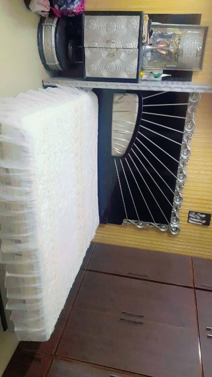 king size double bed 3