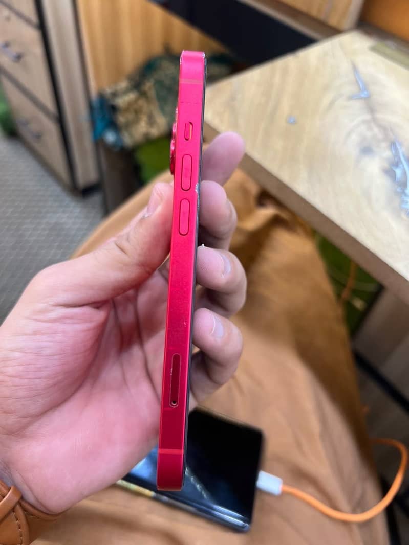 Apple iPhone 14 1