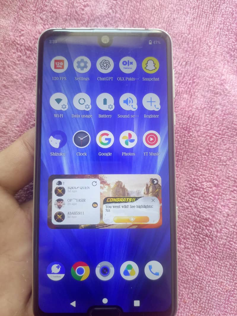 Sharp Aquos R3 3