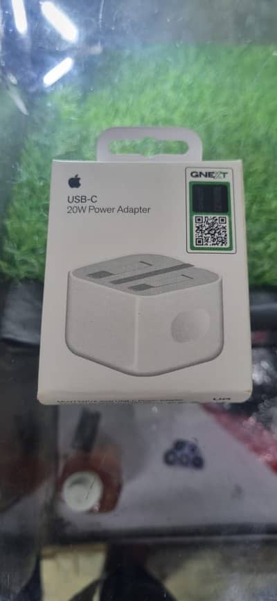 Apple USB-C 20W Power Adapter