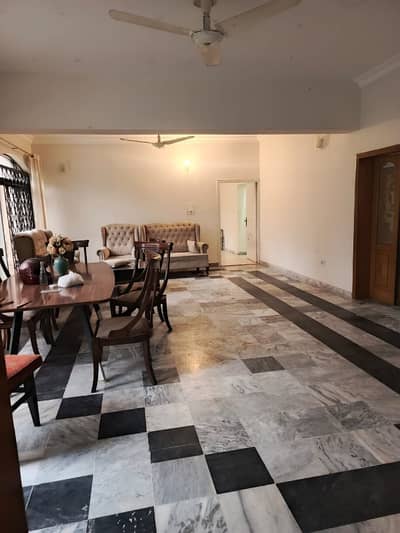 MOST REASONABLE FULL HOUSE FOR RENT IN F-7