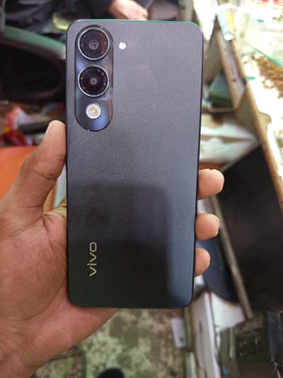 Vivo Y04