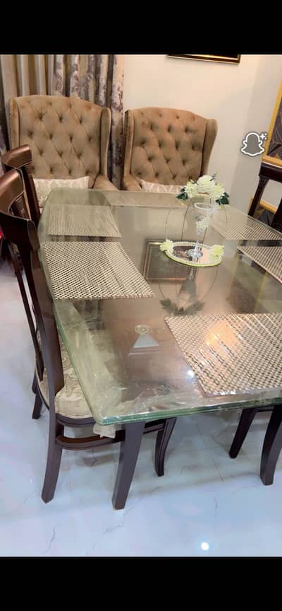 Dinning table for sale pure wood