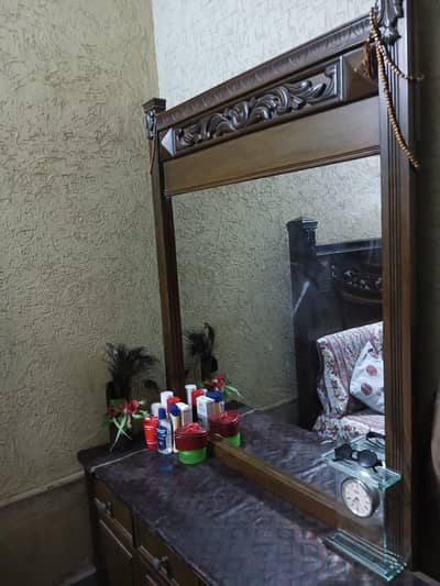 Dressing table/ vanity