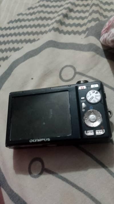digital camera