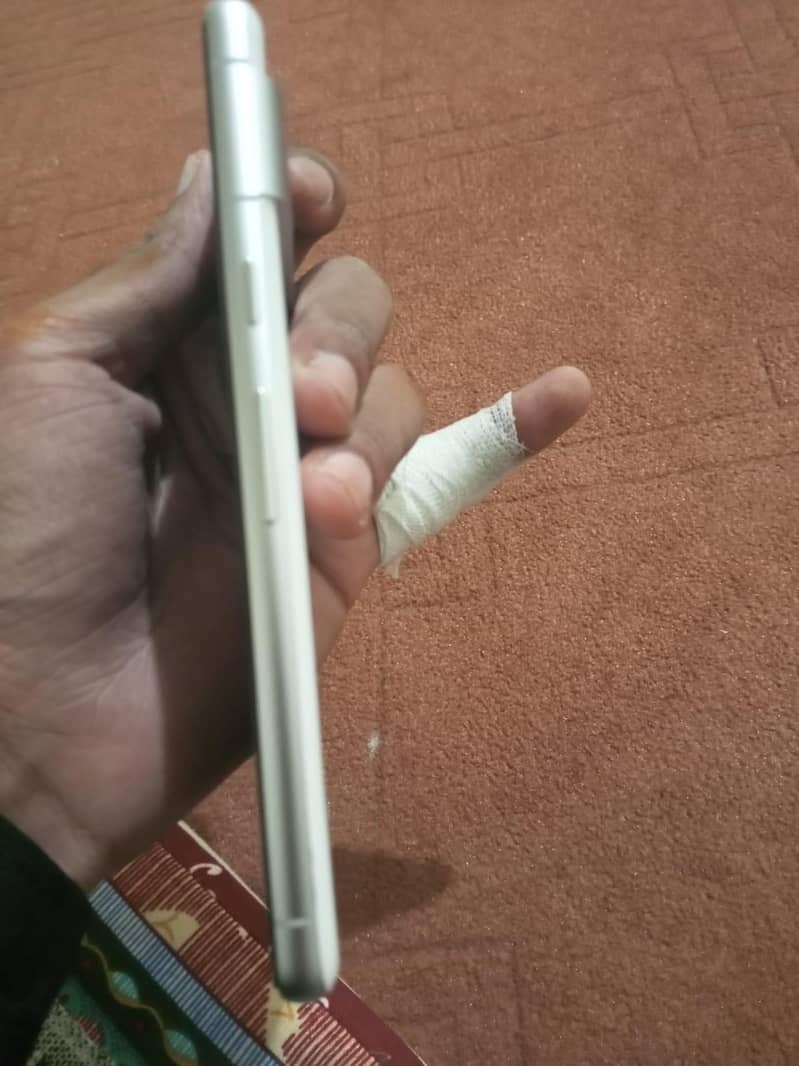 Google Pixel 7 3
