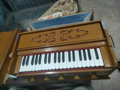 Harmonium 10/10 condition indian reed