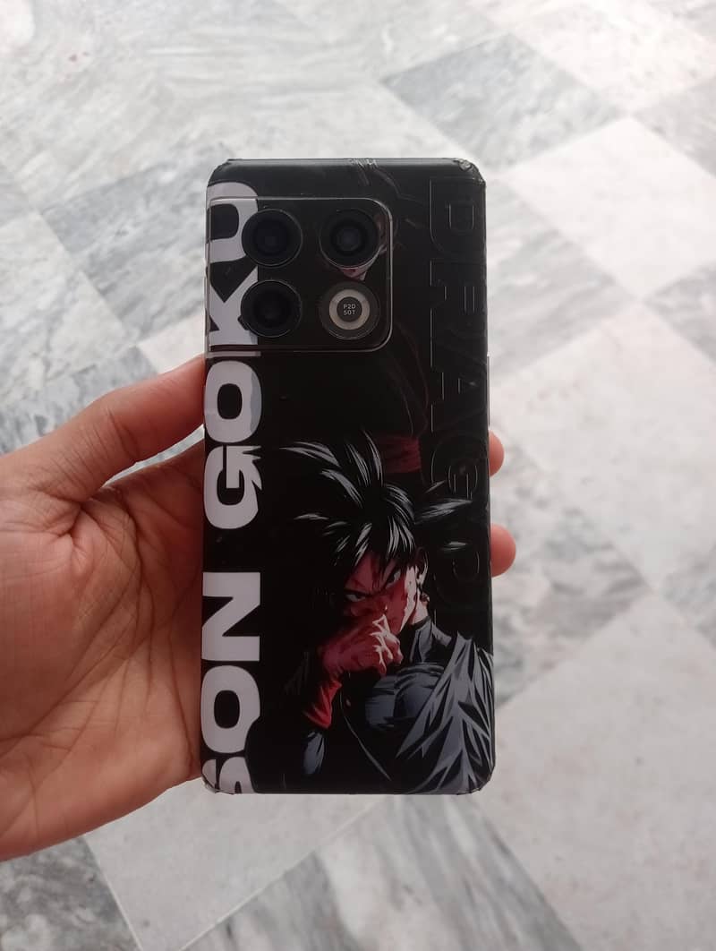 One Plus 10 Pro 3