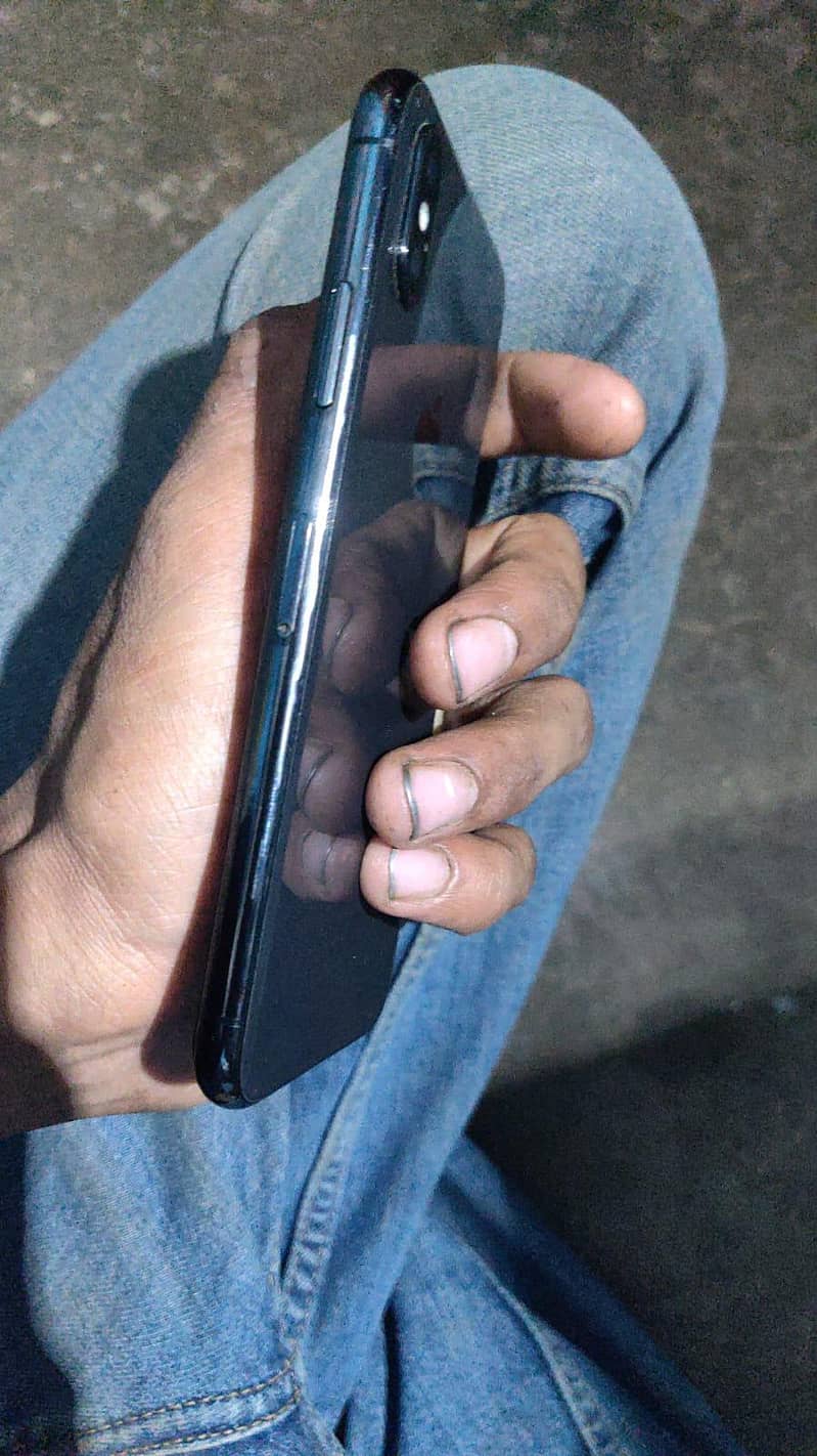 Apple iPhone X 2