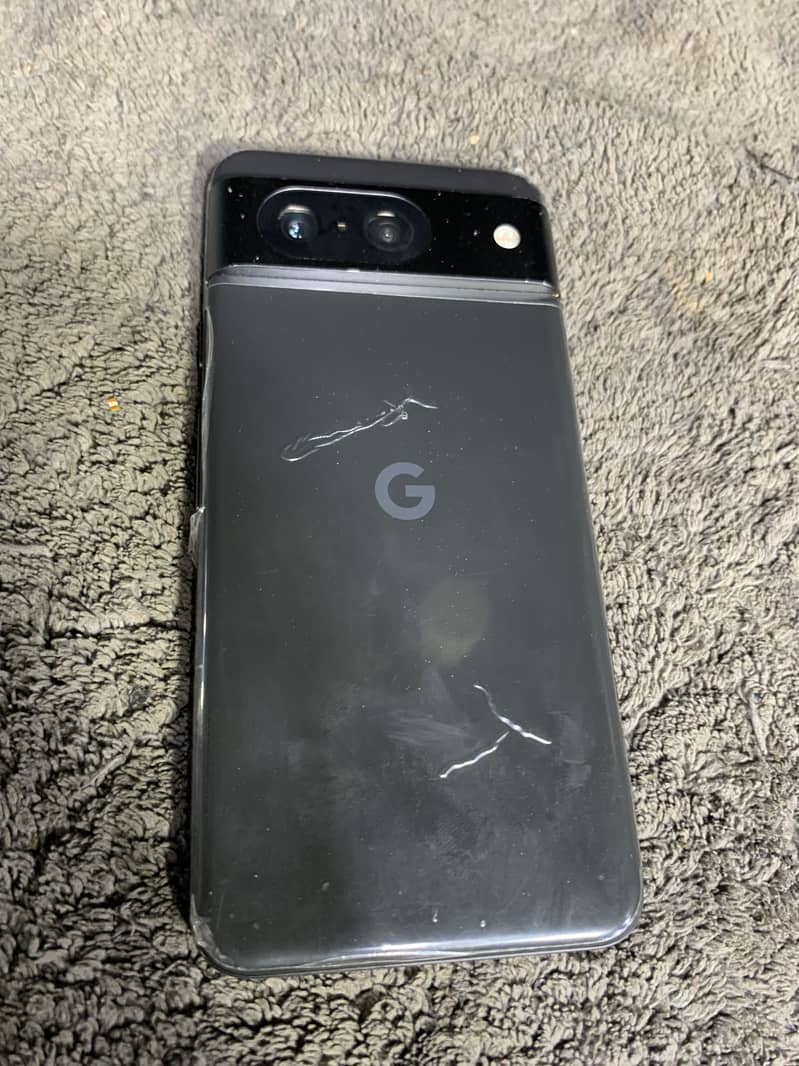 Google Pixel 8 5