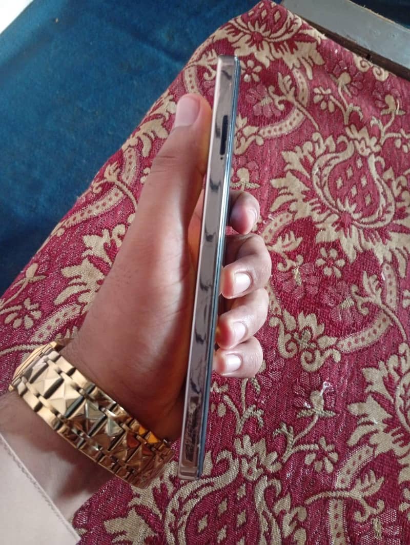 Infinix Note 30 Pro 4