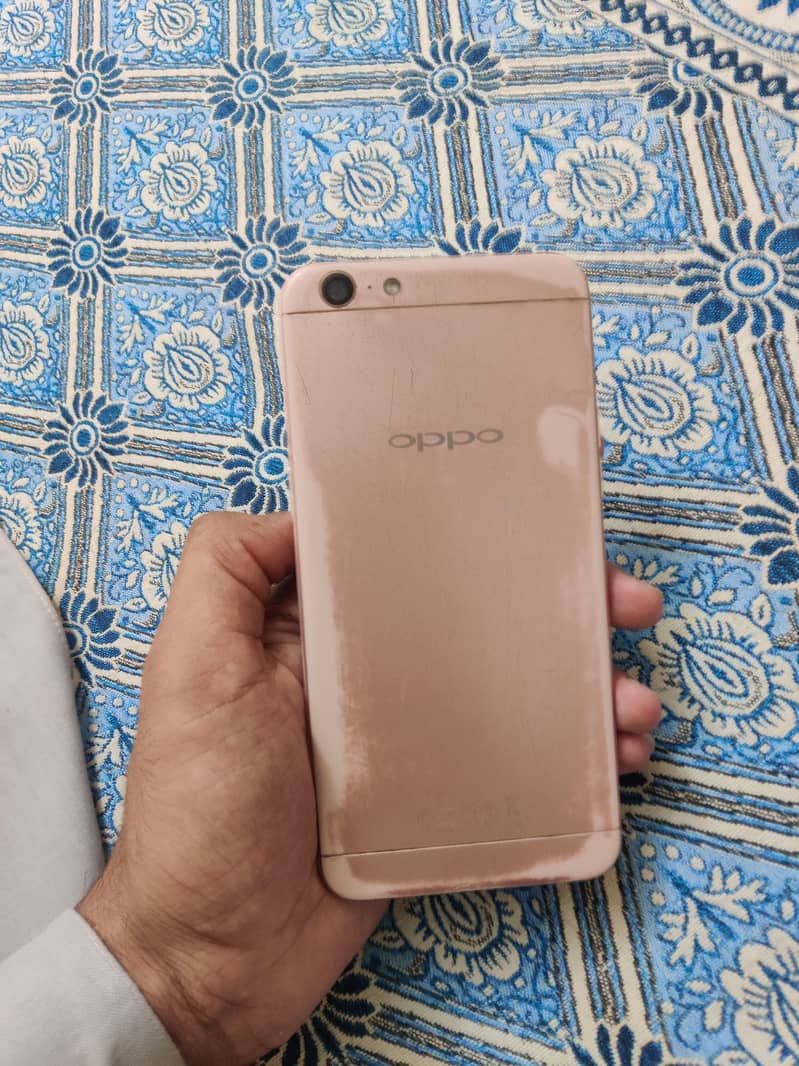 OPPO A57 1