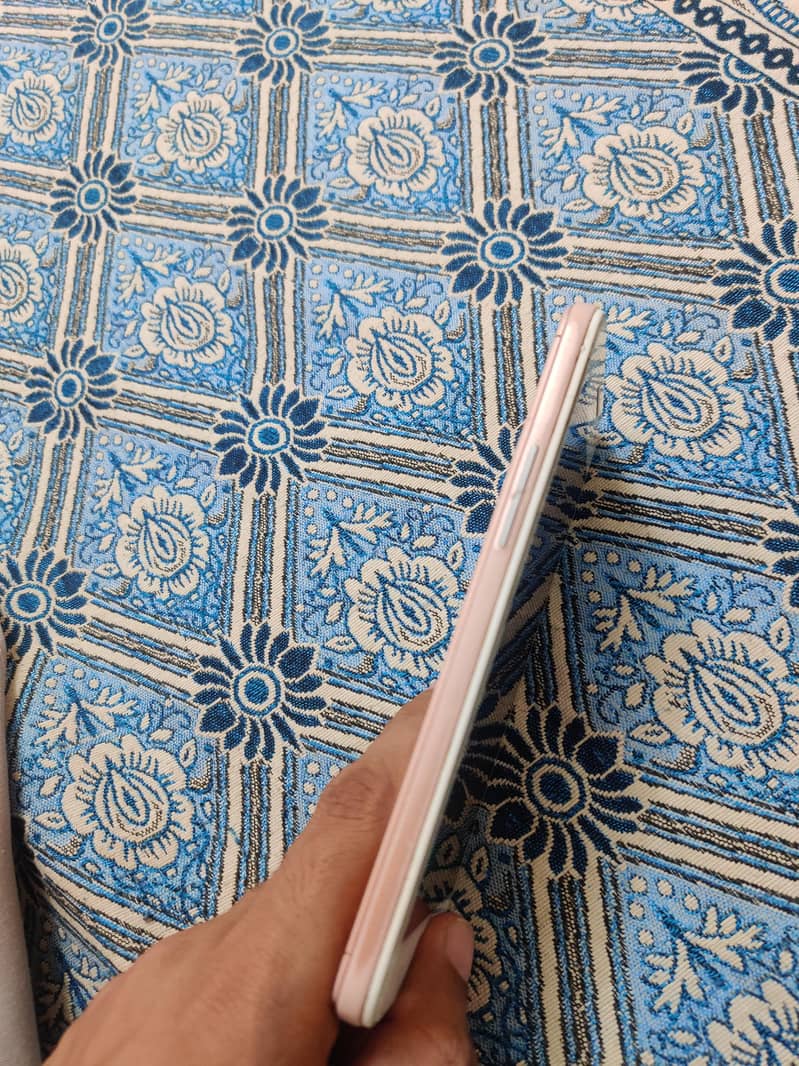 OPPO A57 3