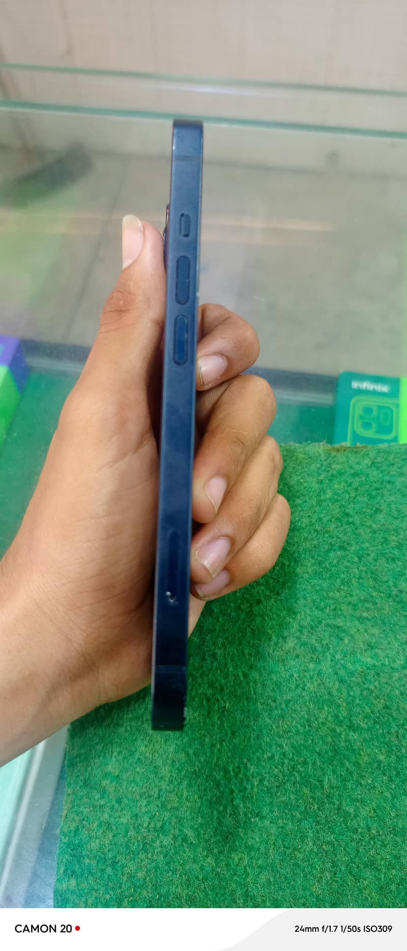 Apple iPhone 13 3
