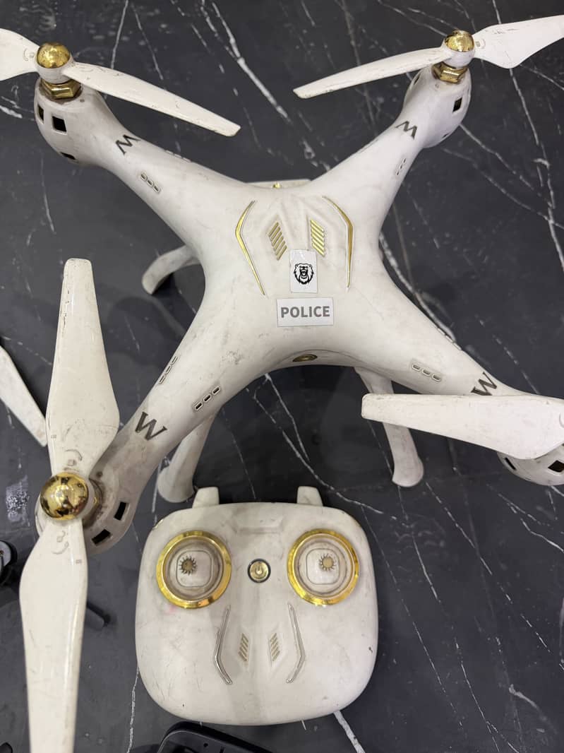 3 drones 6
