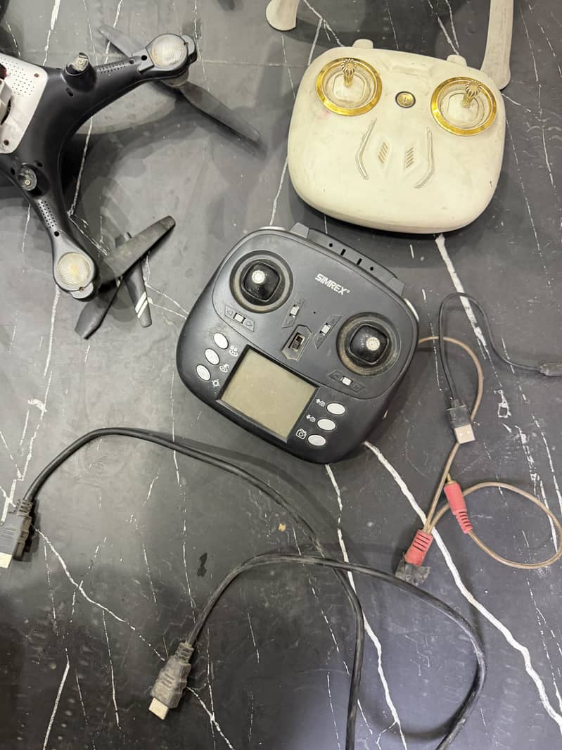 3 drones 9