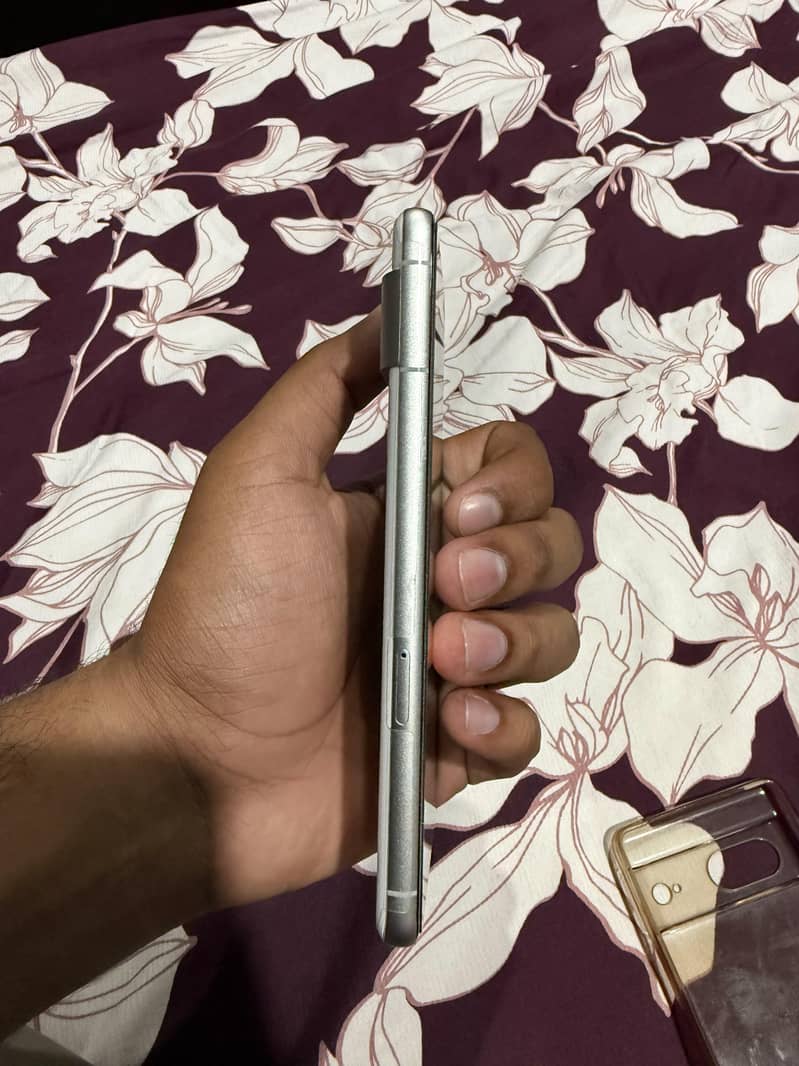 Google Pixel 7 2