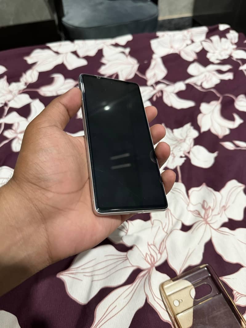 Google Pixel 7 6
