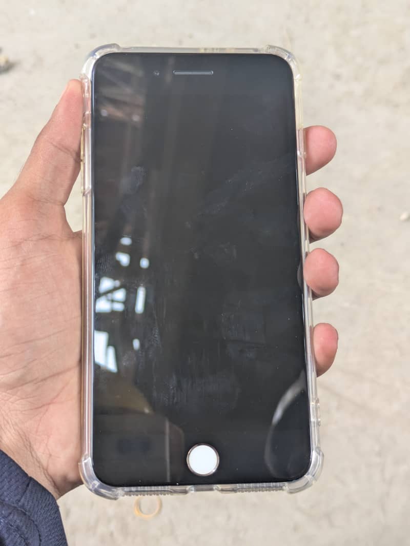 Apple iPhone 7 Plus 2