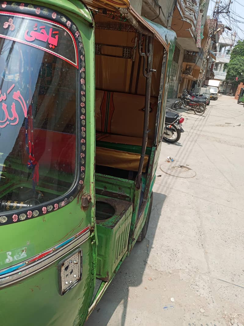 نیو ایشیا فور سٹوک رکشہ 7