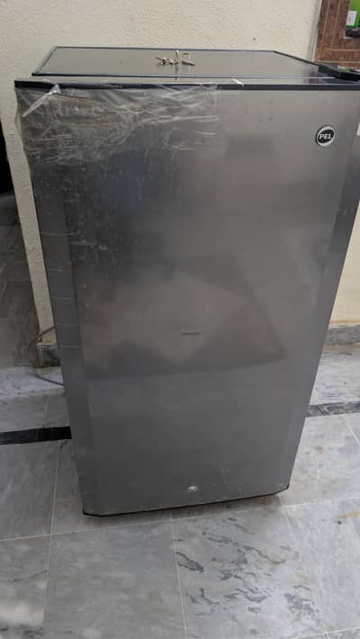 Mini PEL Fridge