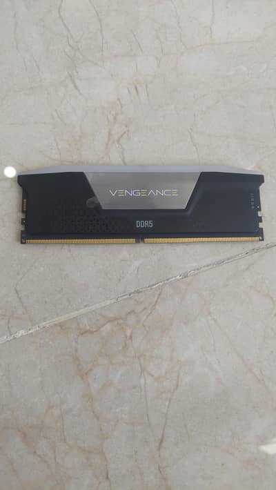 Corsair Vengeance RGB 16GB DDR5 5600MHz RAM