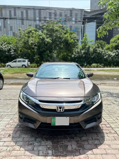 Honda Civic VTi Oriel Prosmatic 2018 Total Genuine