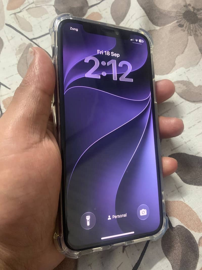iPhone 11 Pro all sim working 3