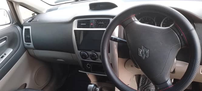 Suzuki Liana 2010