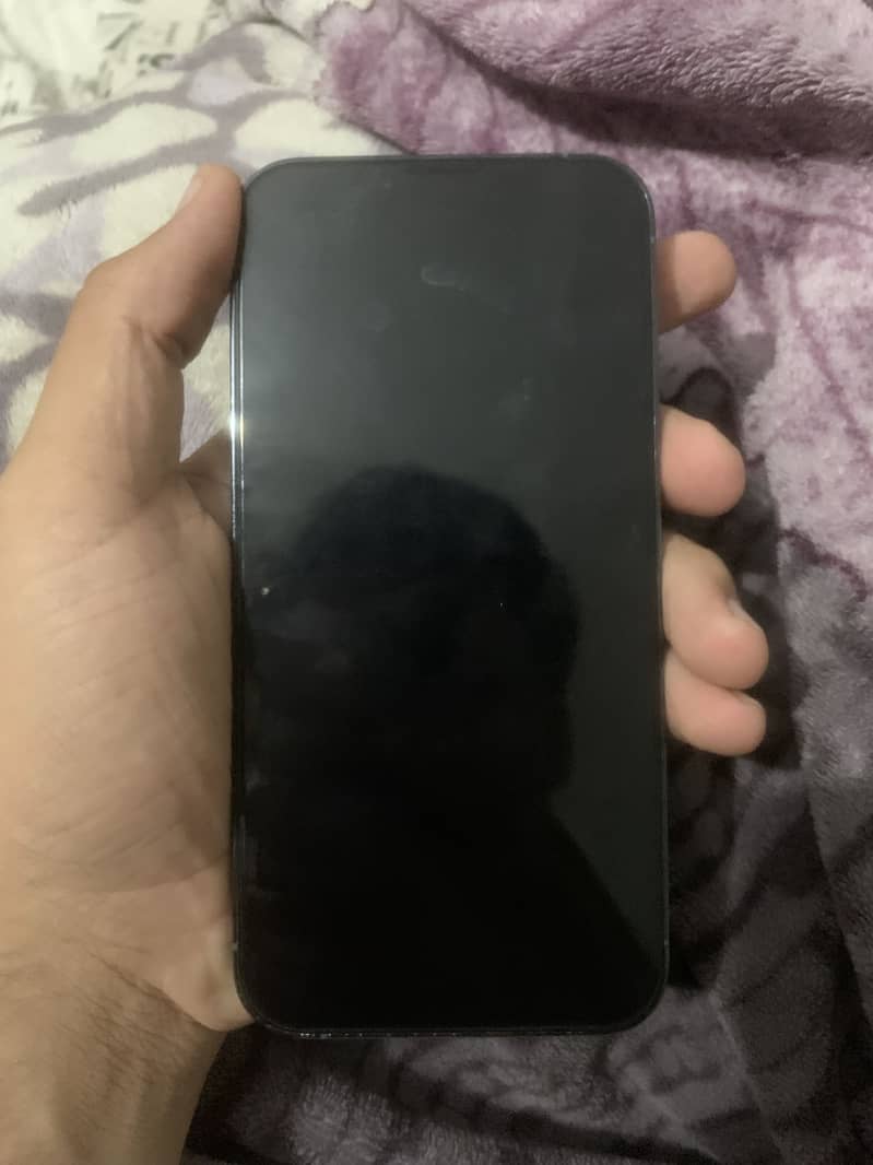 Apple iPhone 13 Pro 2