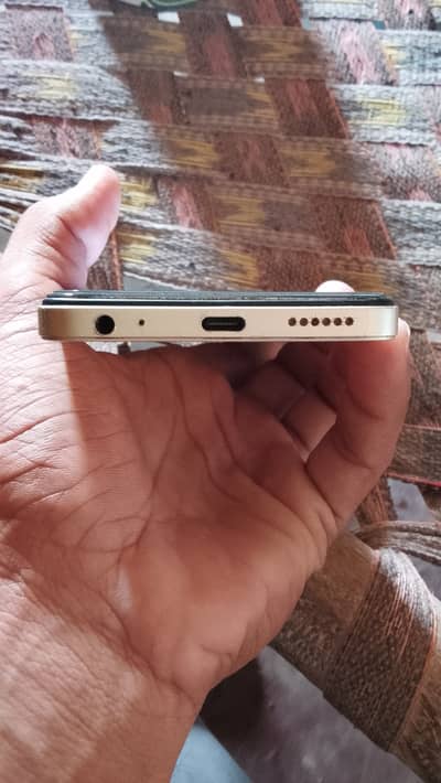 Tecno Spark Go
