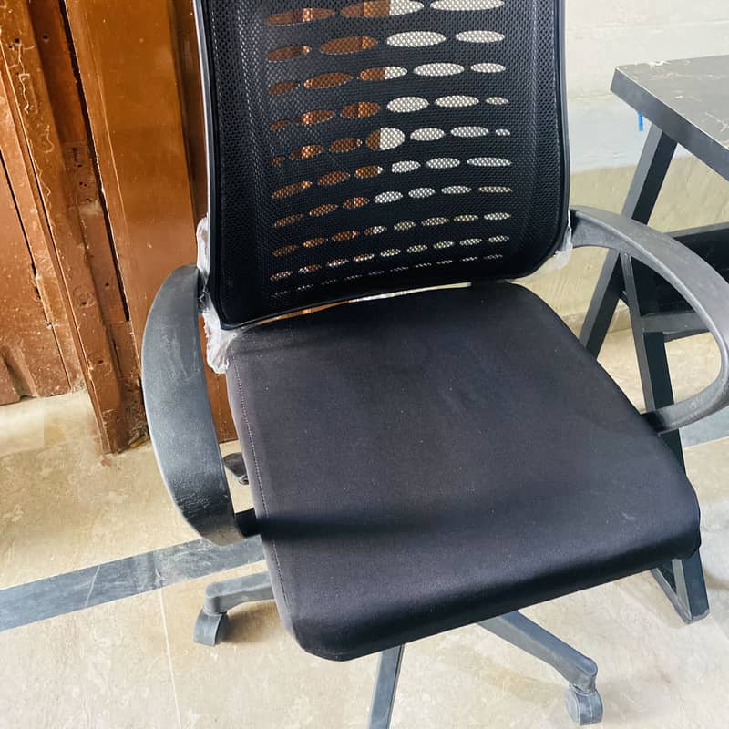 Table chair 5