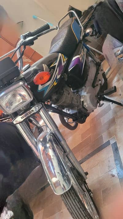 enfine pack hy baki condition pic ma dekh lo
