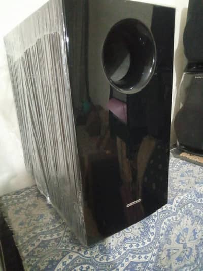 Onkyo SKW-D558 powered woofer repaired but power full bass