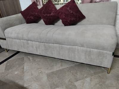 3 seater Sofa also can b used as sofa cum bed
