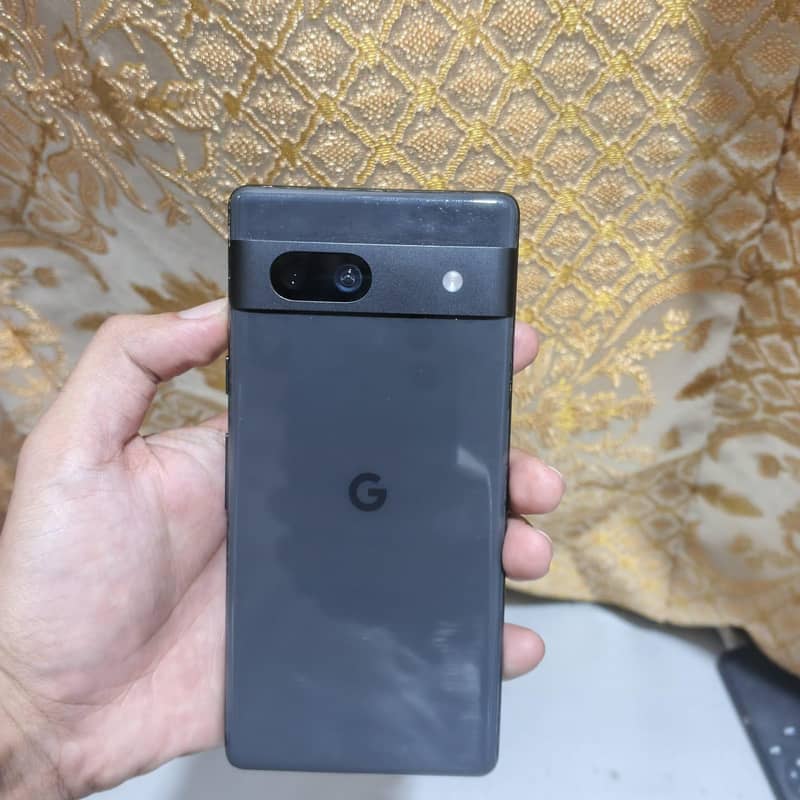 Google Pixel 7a (5G) 3