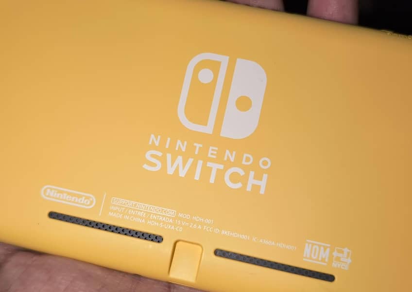 Nintendo switch lite 256 2