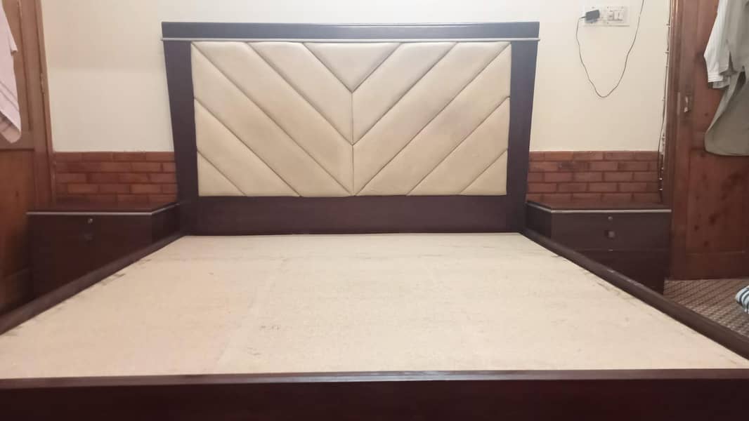 beautiful bedset 2