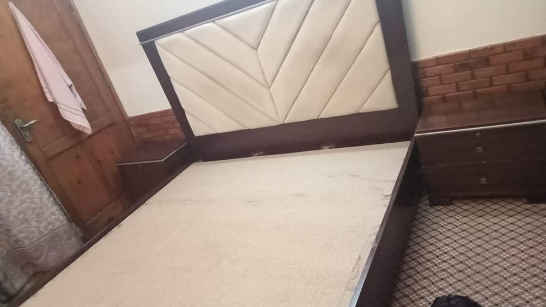 beautiful bedset 3