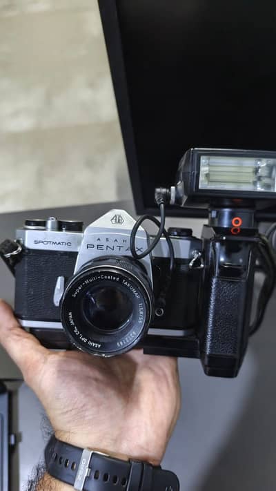 Asahi Pentax Spotmatic SP Professional 55 MM Film Camera , Extra Lens