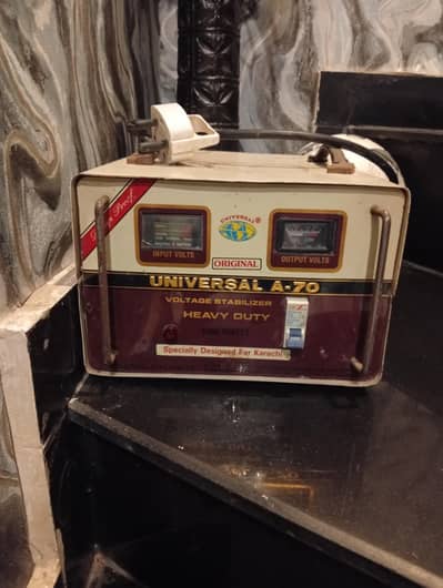 Ac stabalizer for sale. 7000 watt. in silver. slightly used