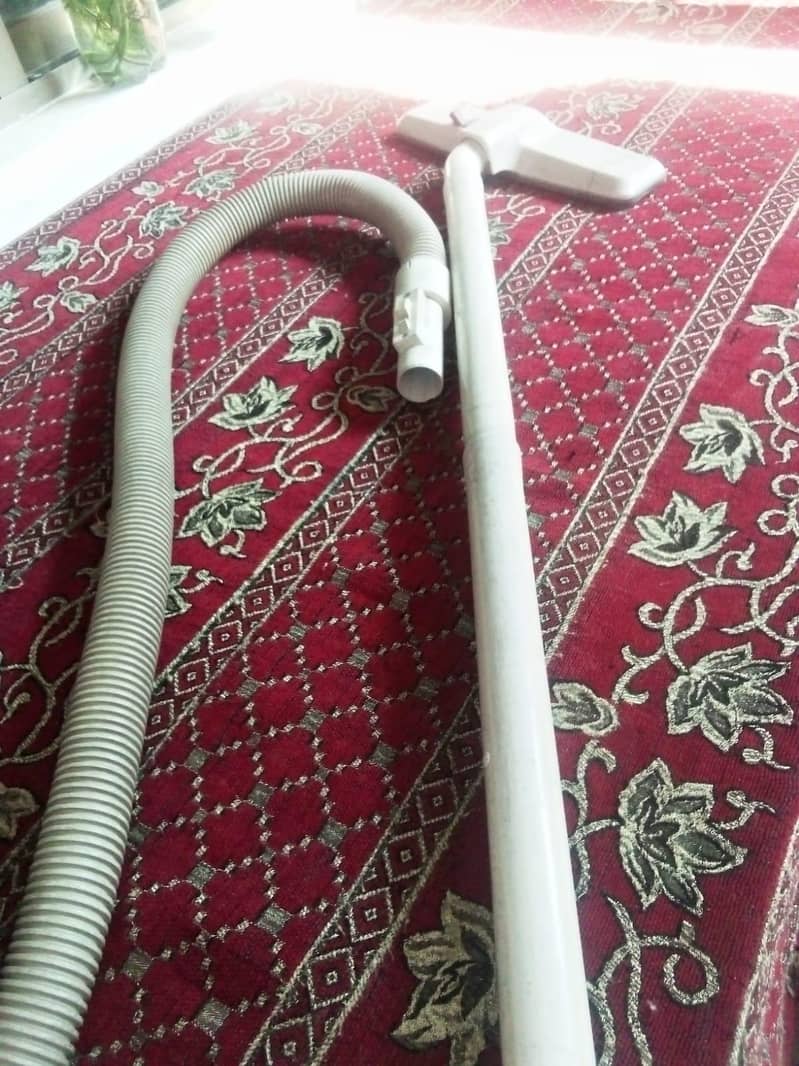 Vacuum cleaner 5