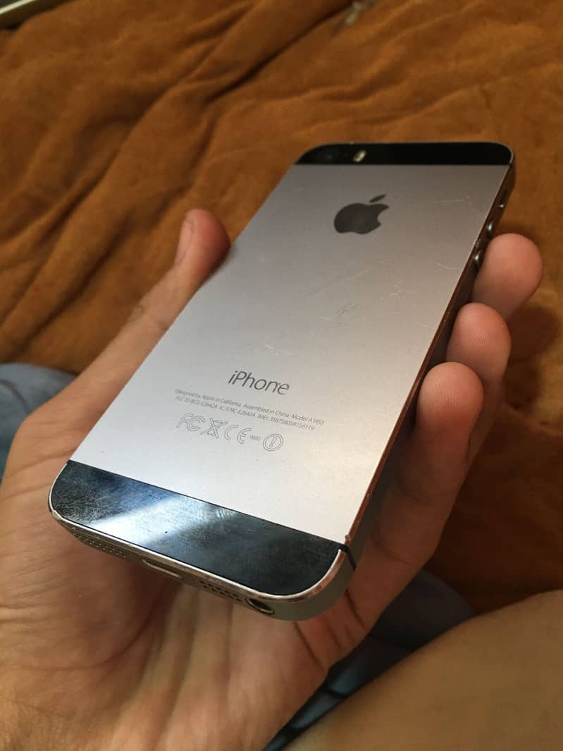 Apple iPhone 5s 7