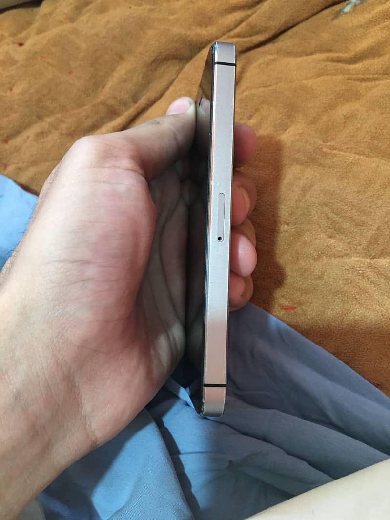 Apple iPhone 5s 14