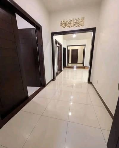 FOR RENT: 500 SQ YD 3-BEDROOM GROUND FLOOR PORTION WITH SERVANT QUARTER & PARKING DHA PHASE 7, KARACHI