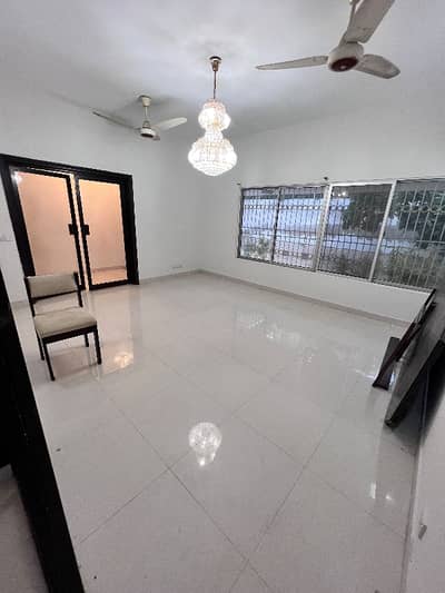 FOR RENT: BRAND NEW 2-BEDROOM PORTION WITH CAR PARKING DHA PHASE 4, KARACHI