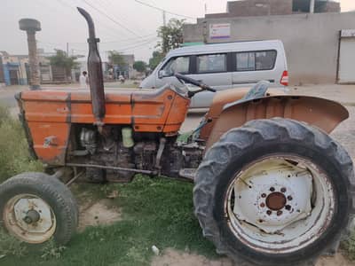 Tractor FIAT 480 Single Liver Gear for sale. . . .