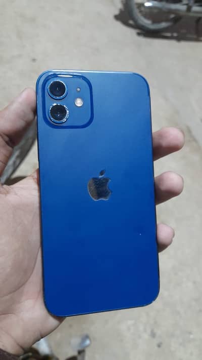 Apple iPhone 12