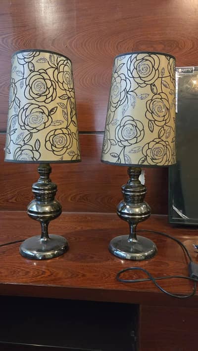 Glass lamps and wooden lamps